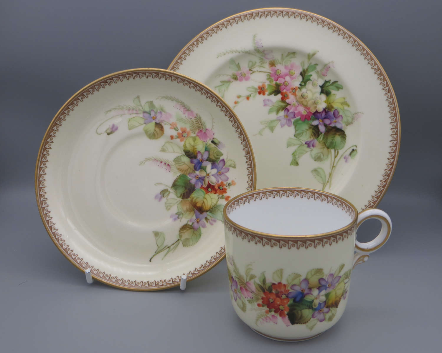 19th century Royal Worcester tea service setting