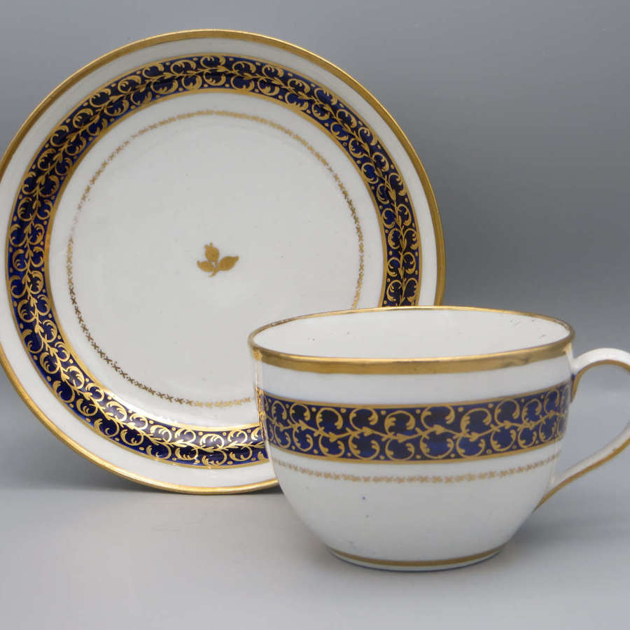 Early 19th century New Hall porcelain teacup and saucer